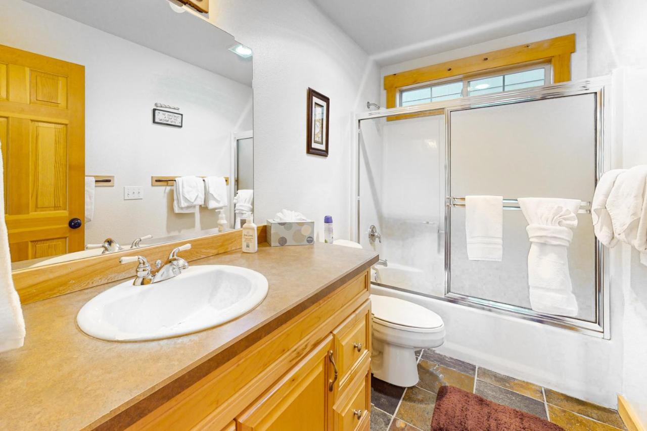 Cinnamon Teal Chalet Redmond Ngoại thất bức ảnh